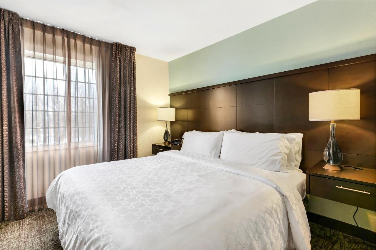 Staybridge Suites-Philadelphia/Mount Laurel By Ihg Екстериор снимка