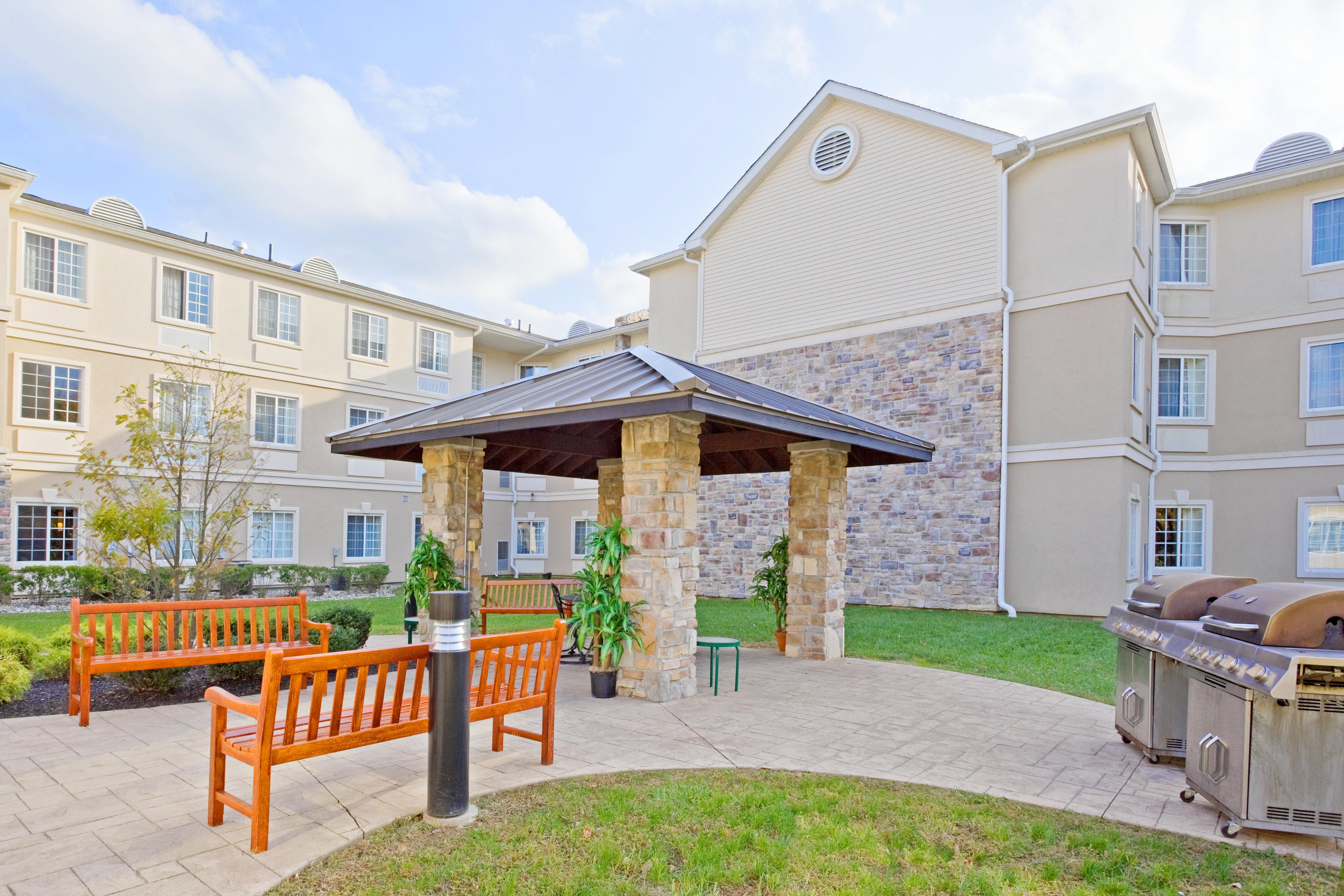 Staybridge Suites-Philadelphia/Mount Laurel By Ihg Екстериор снимка
