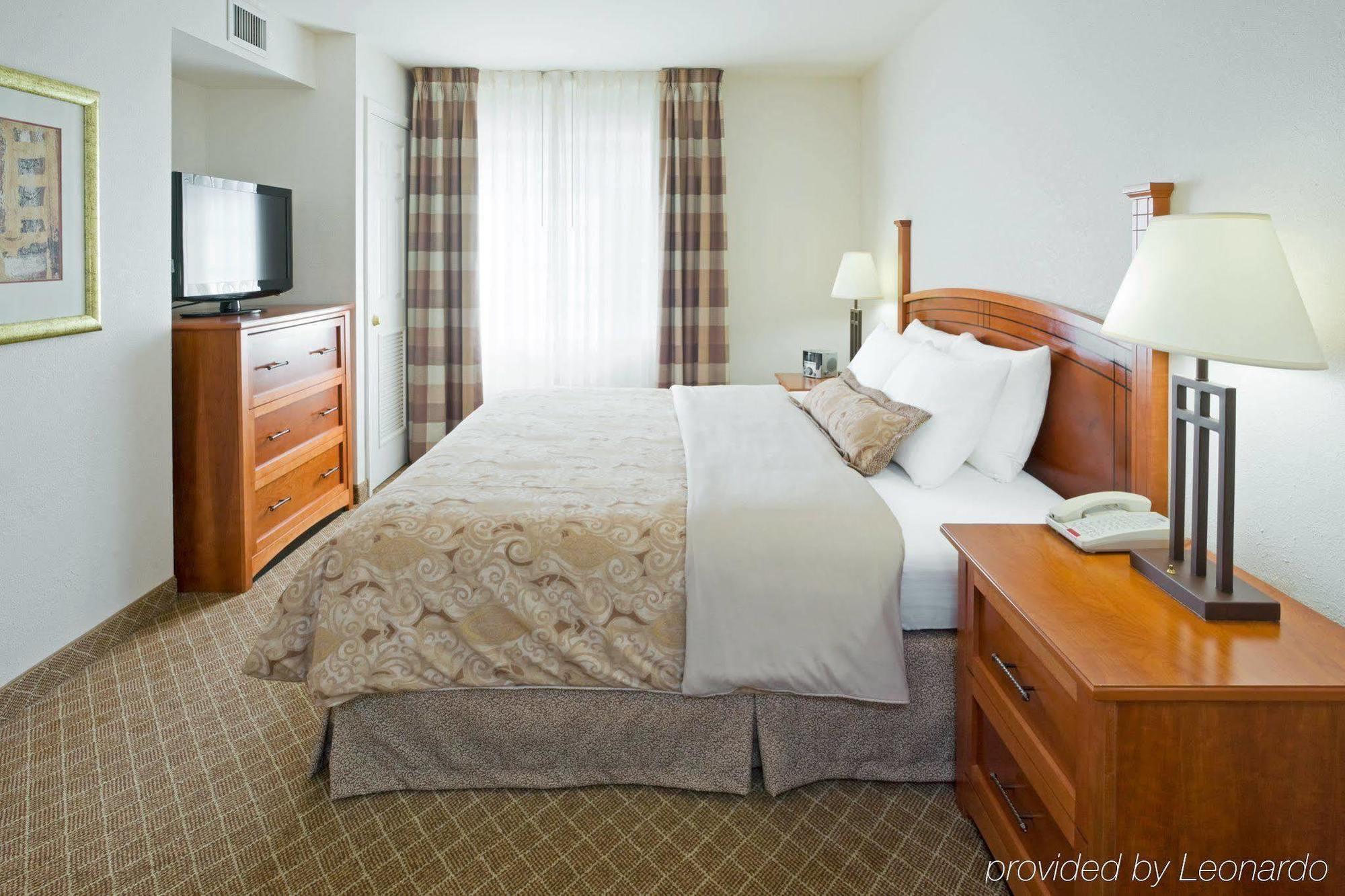 Staybridge Suites-Philadelphia/Mount Laurel By Ihg Стая снимка