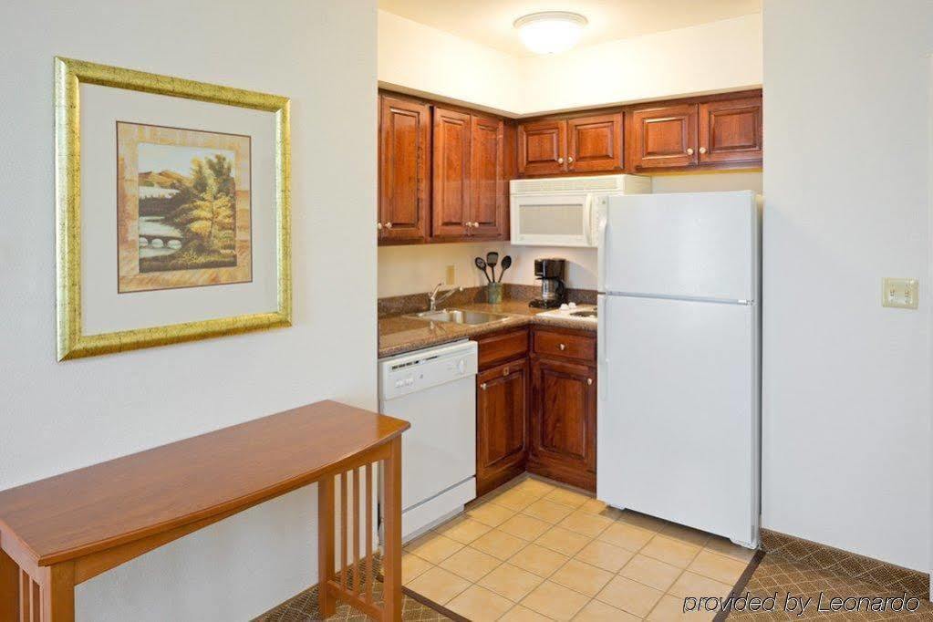 Staybridge Suites-Philadelphia/Mount Laurel By Ihg Екстериор снимка